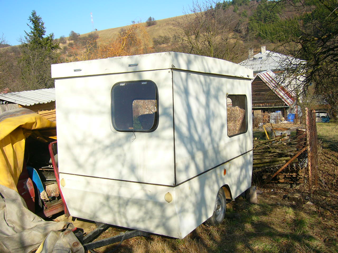 karavan.jpg